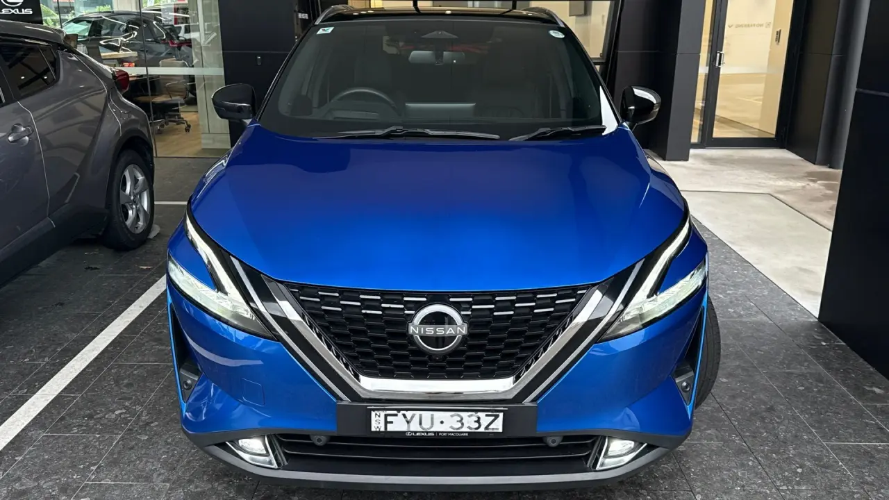 2023 NISSAN QASHQAI Gallery Image 2