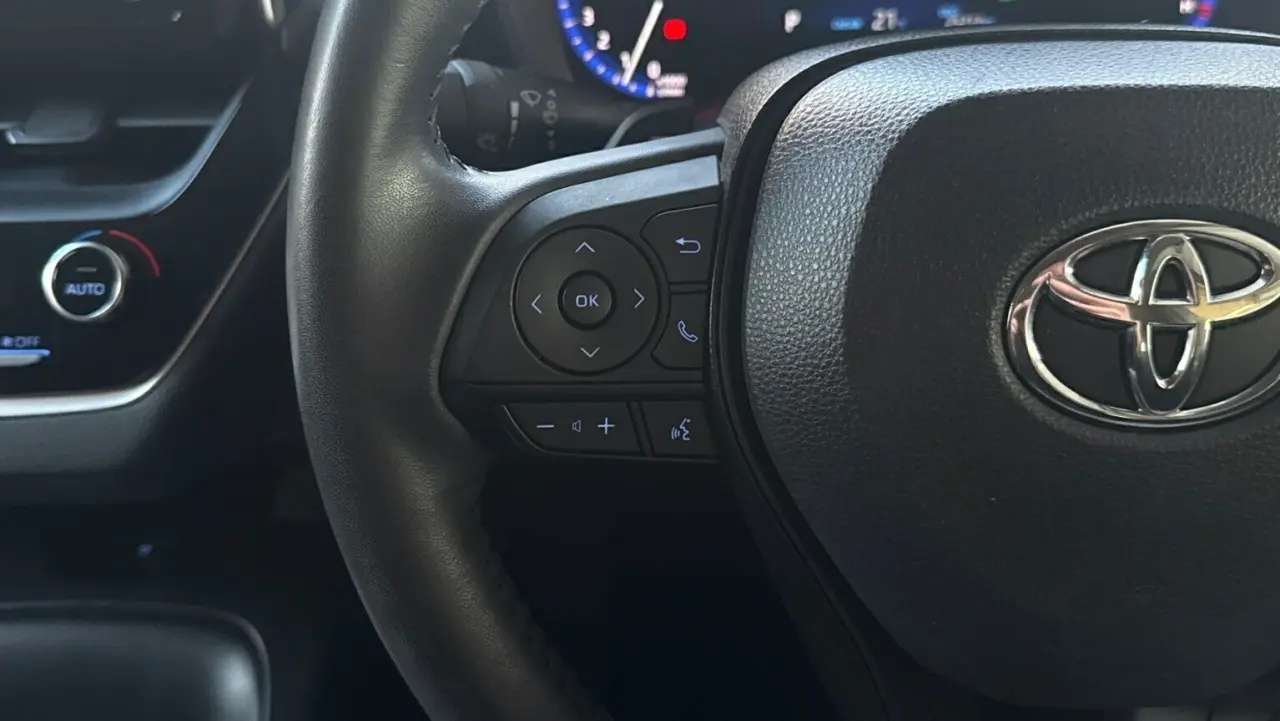 2022 Toyota Corolla Gallery Image 11