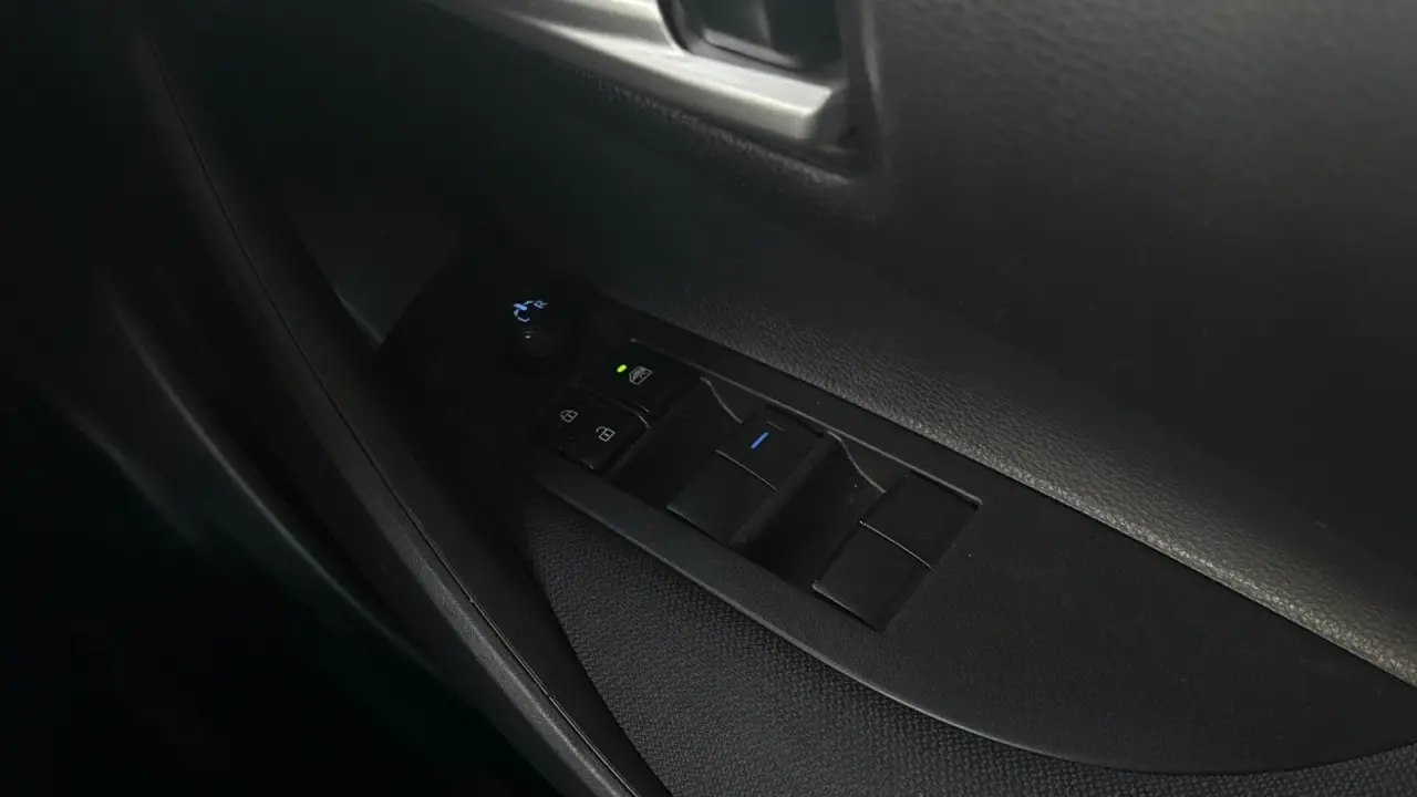 2022 Toyota Corolla Gallery Image 17