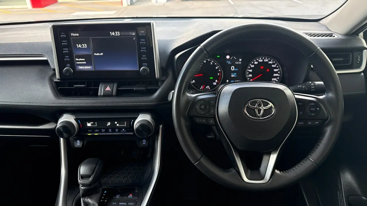2022 Toyota RAV4 Gallery Image 11