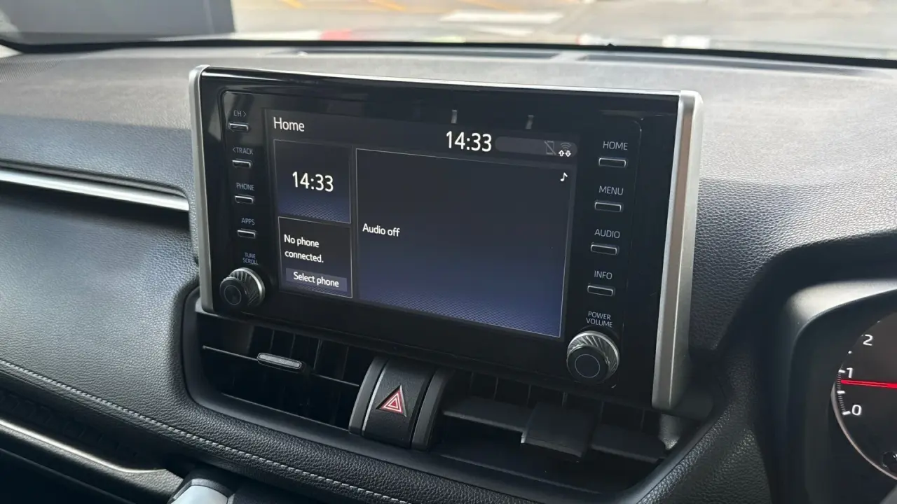 2022 Toyota RAV4 Gallery Image 15