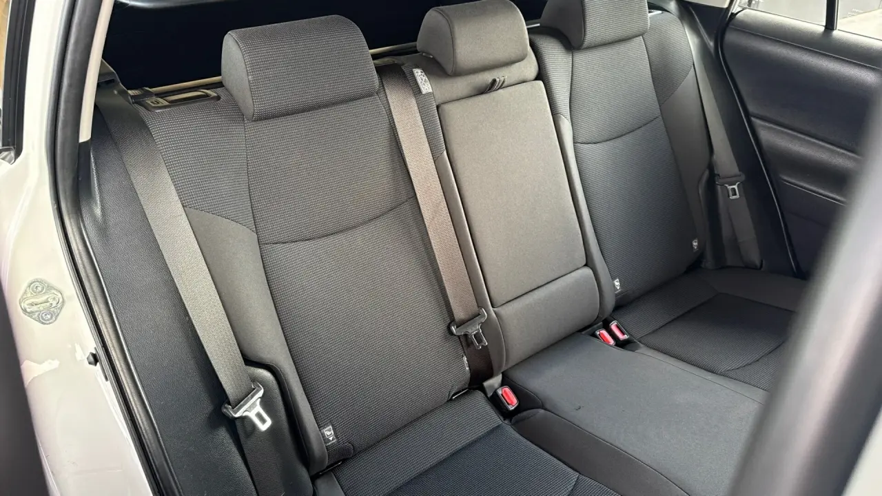 2022 Toyota RAV4 Gallery Image 8