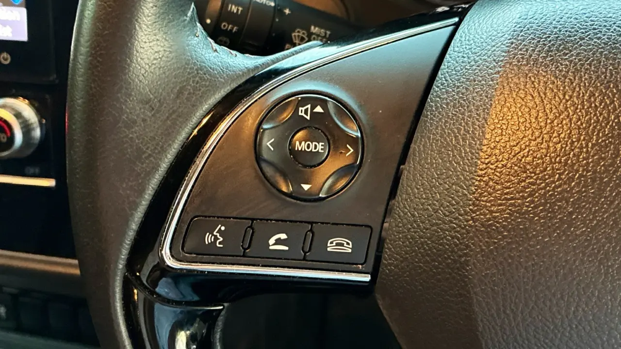 2020 MITSUBISHI OUTLANDER Gallery Image 13