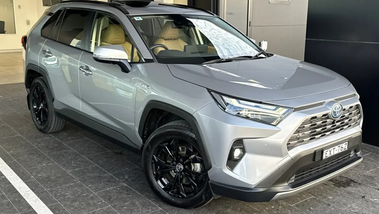 2023 Toyota Rav4 Hybrid Image