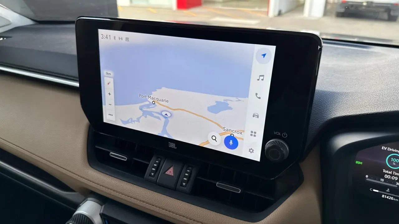 2023 Toyota Rav4 Hybrid Gallery Image 13