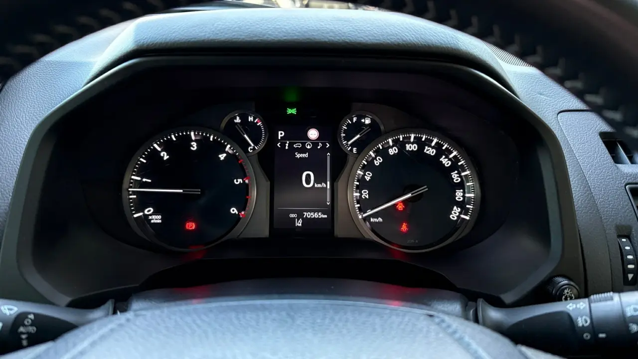 2023 Toyota Prado Gallery Image 17