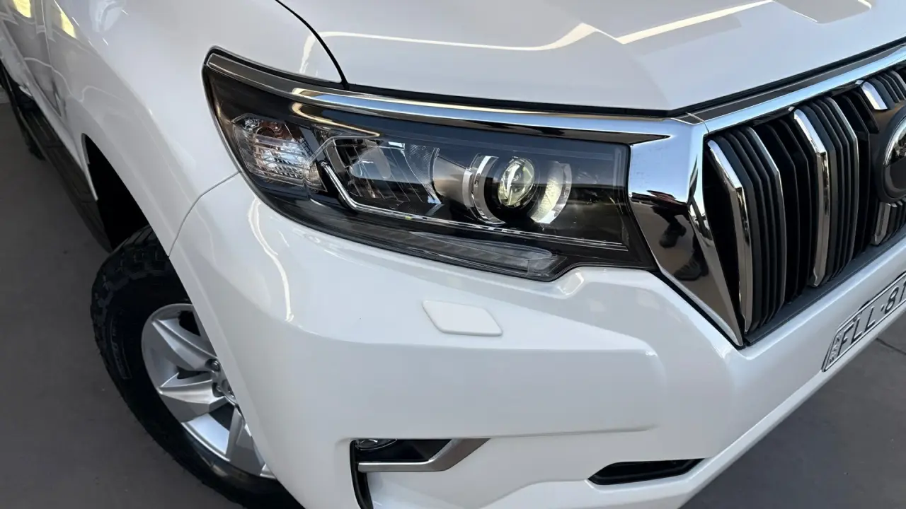 2023 Toyota Prado Gallery Image 3
