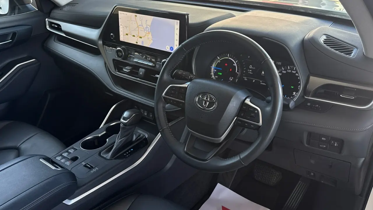 2022 Toyota Kluger Hybrid Gallery Image 11