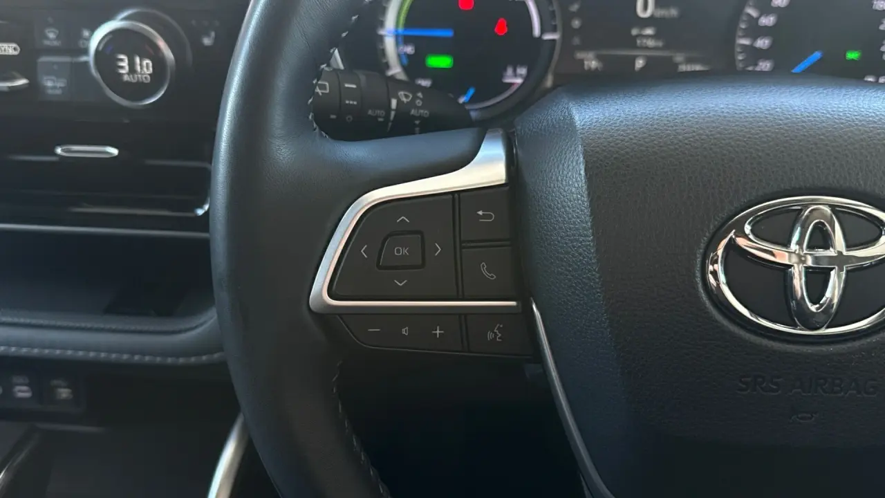 2022 Toyota Kluger Hybrid Gallery Image 13