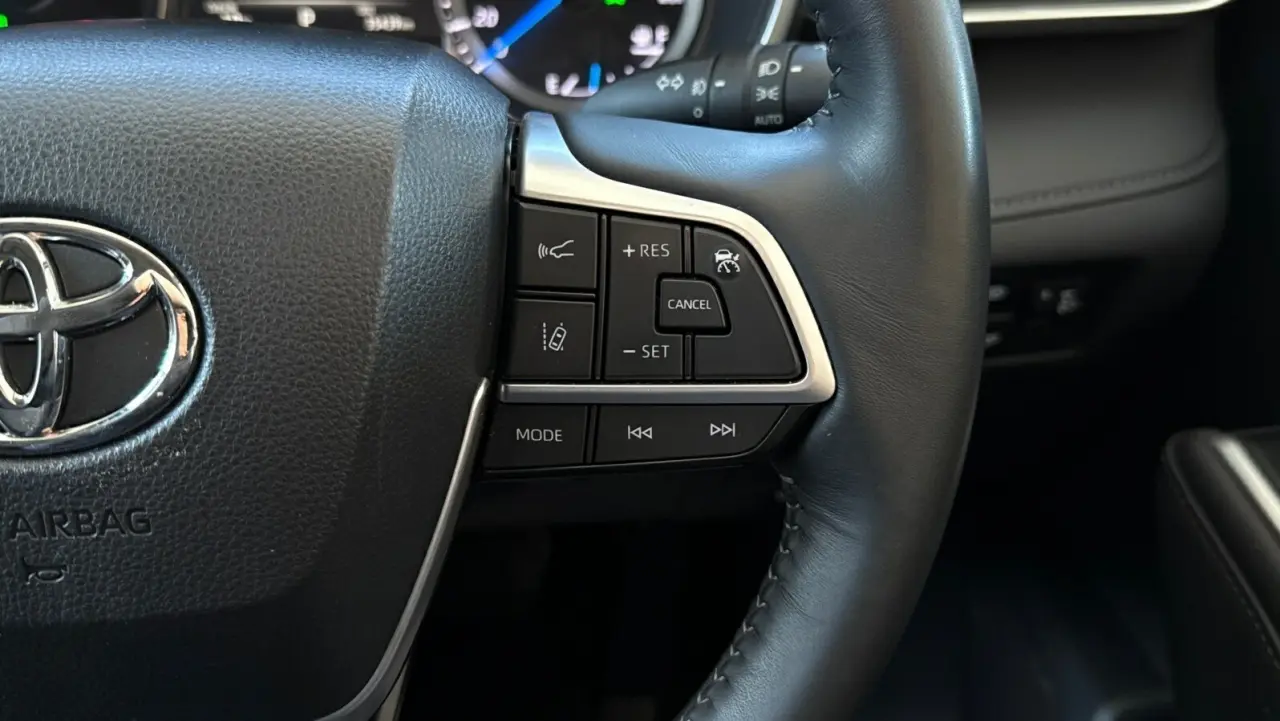 2022 Toyota Kluger Hybrid Gallery Image 14