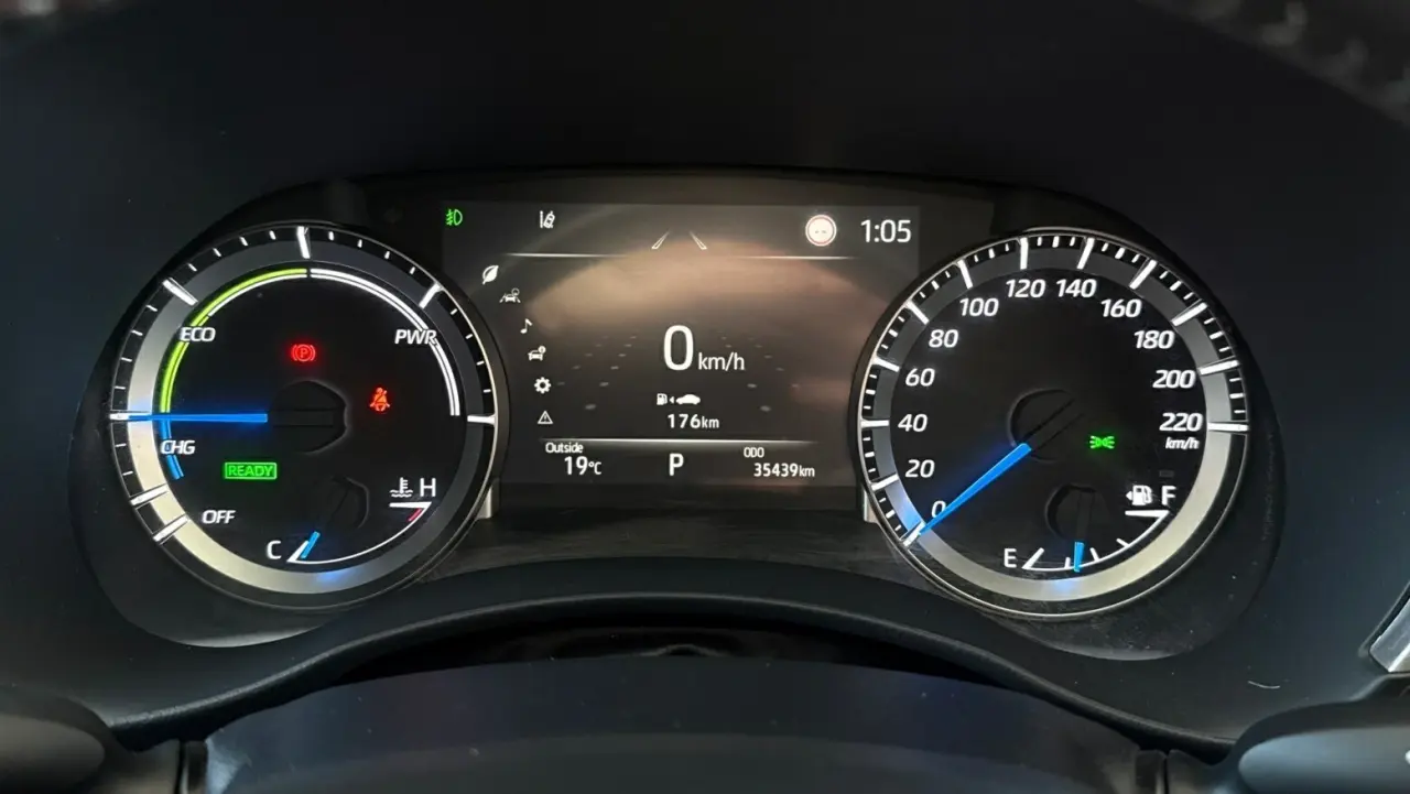 2022 Toyota Kluger Hybrid Gallery Image 15