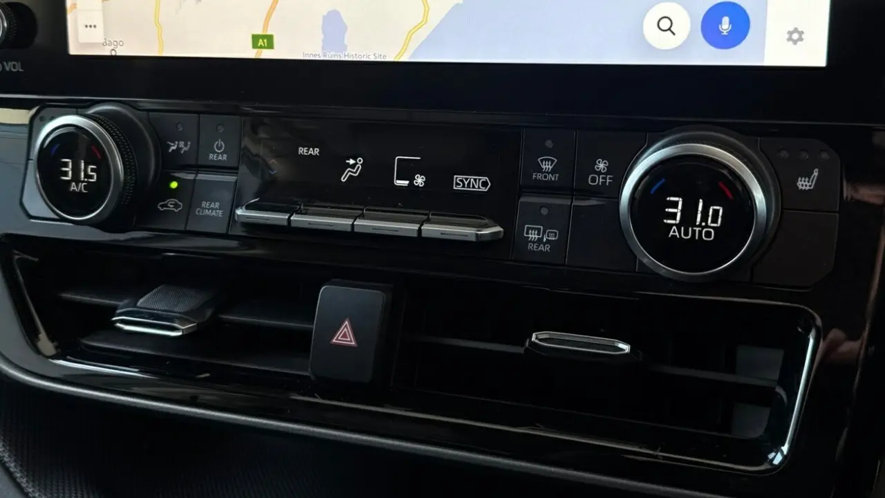 2022 Toyota Kluger Hybrid Gallery Image 17