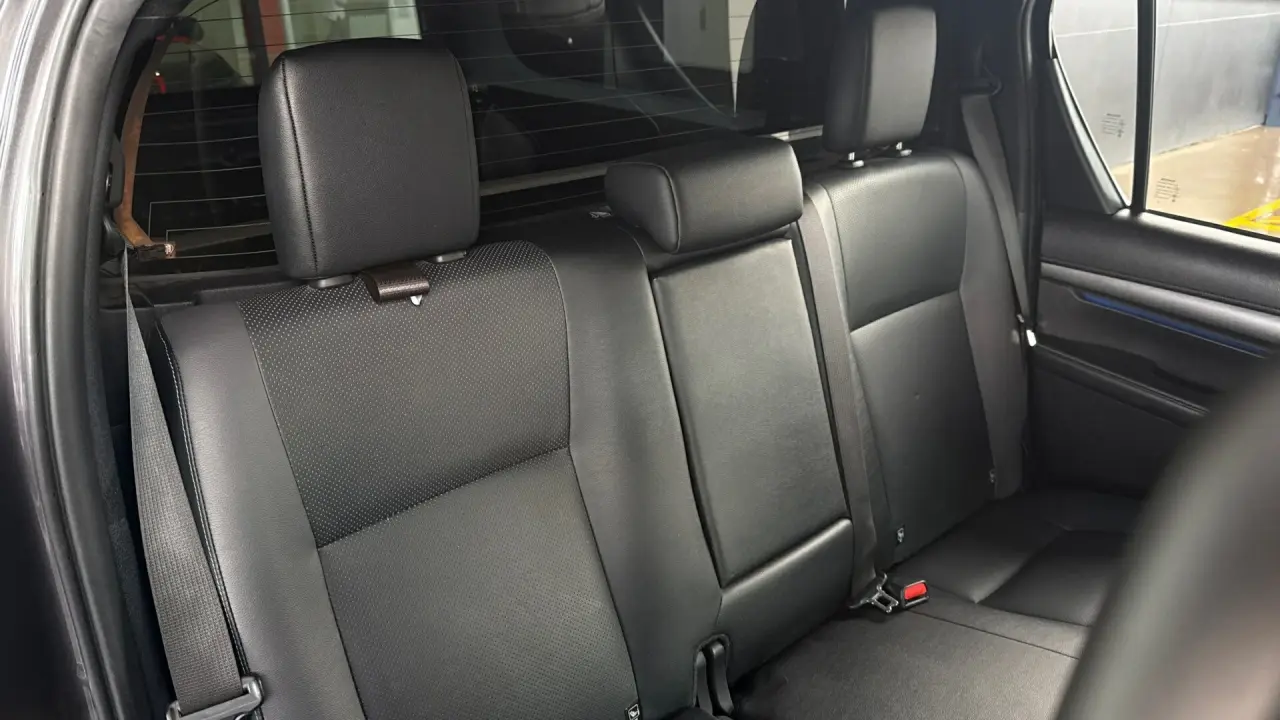 2021 Toyota Hilux Gallery Image 9