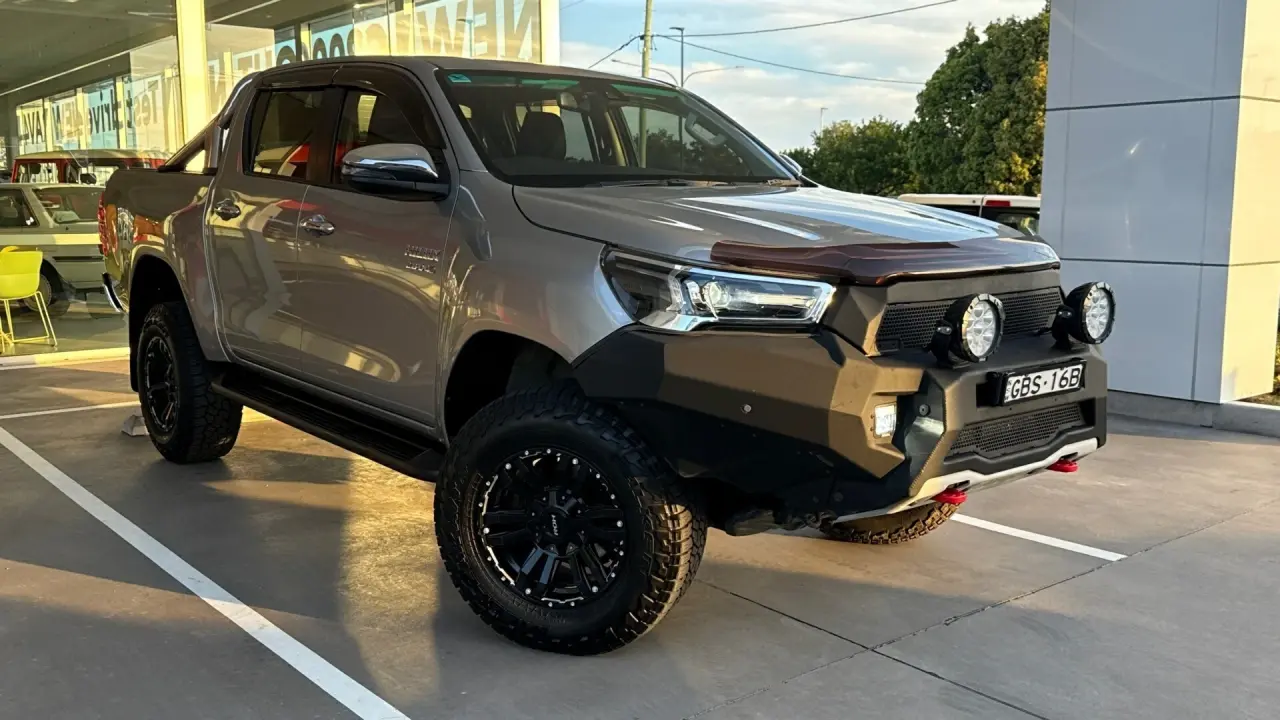 2022 Toyota Hilux Gallery Image 1