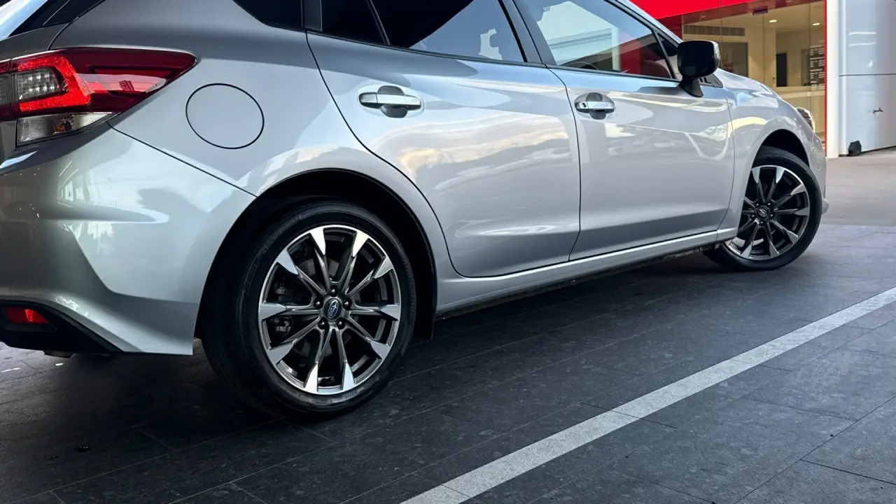 2020 SUBARU IMPREZA Gallery Image 5