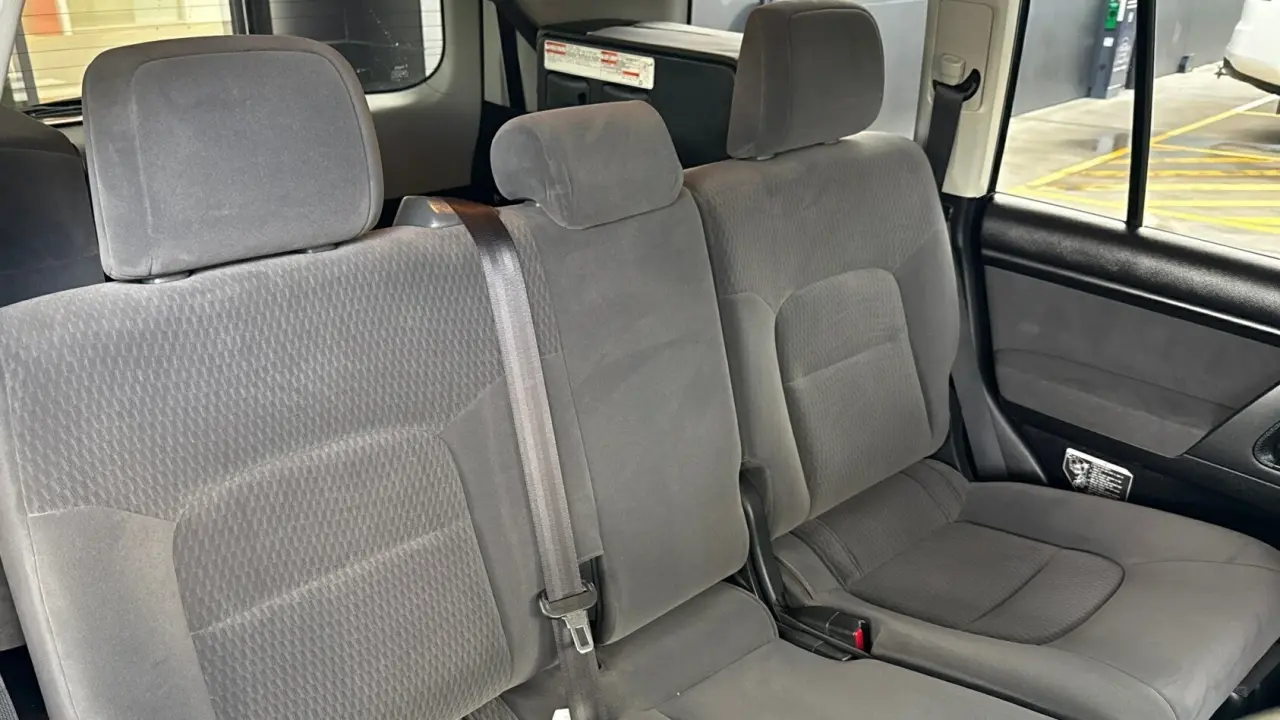 2017 Toyota Landcruiser Gallery Image 10