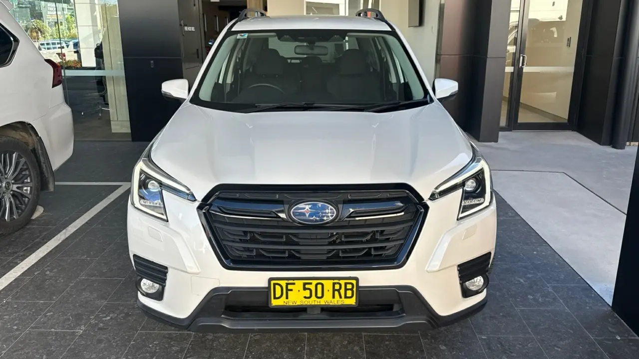 2022 SUBARU FORESTER Gallery Image 2