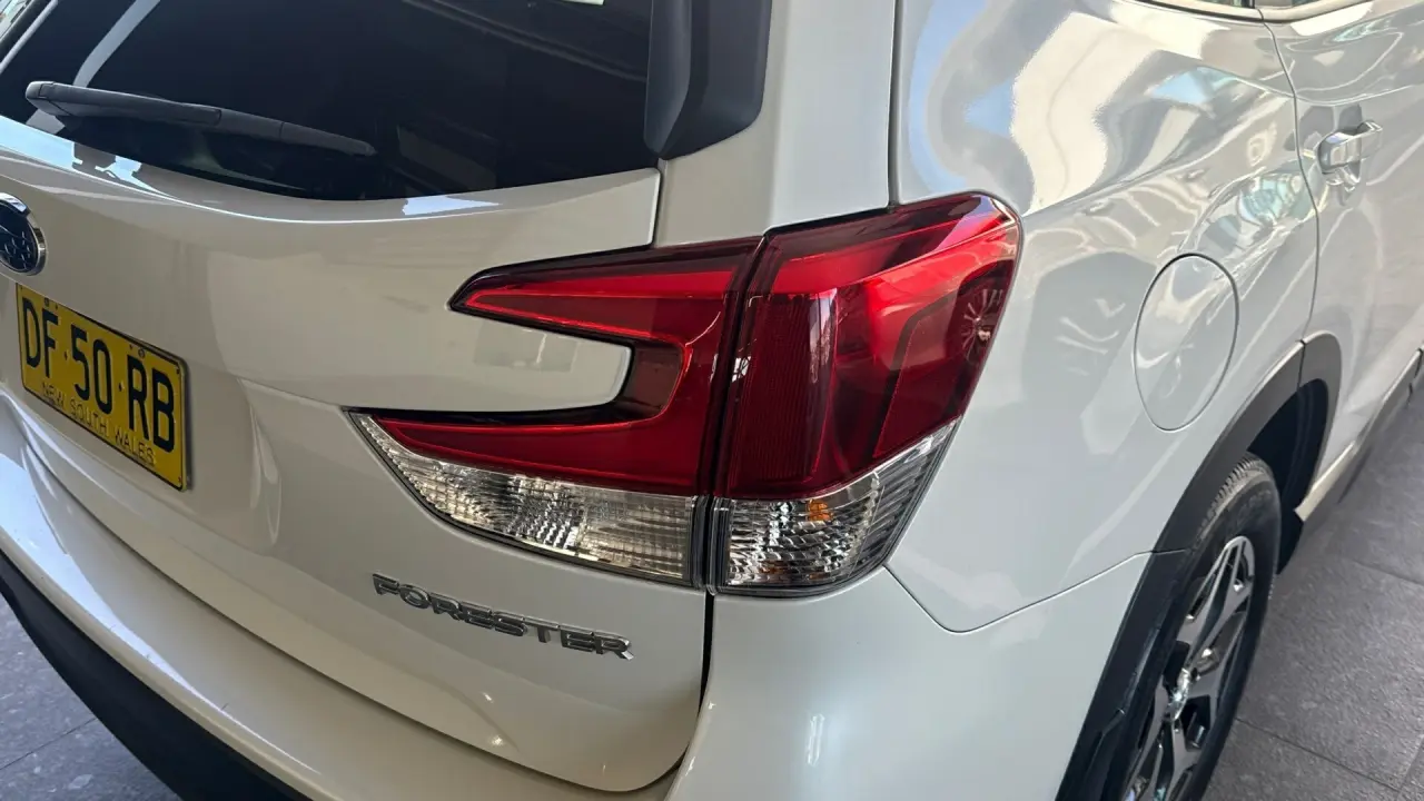 2022 SUBARU FORESTER Gallery Image 5