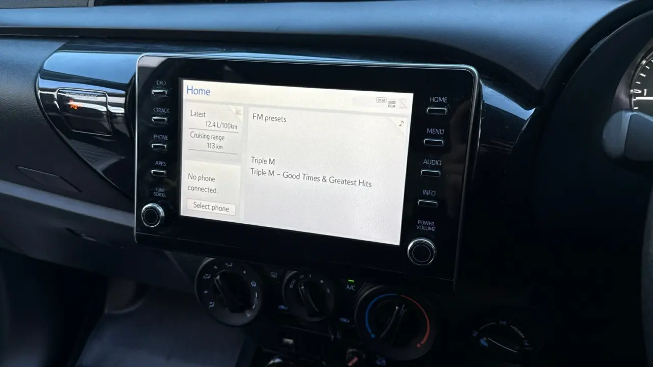 2023 Toyota Hilux Gallery Image 14