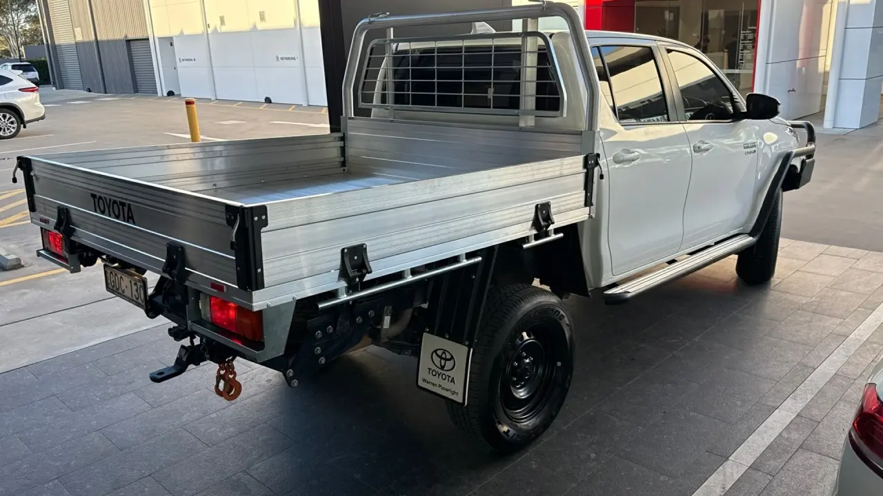 2023 Toyota Hilux Gallery Image 5