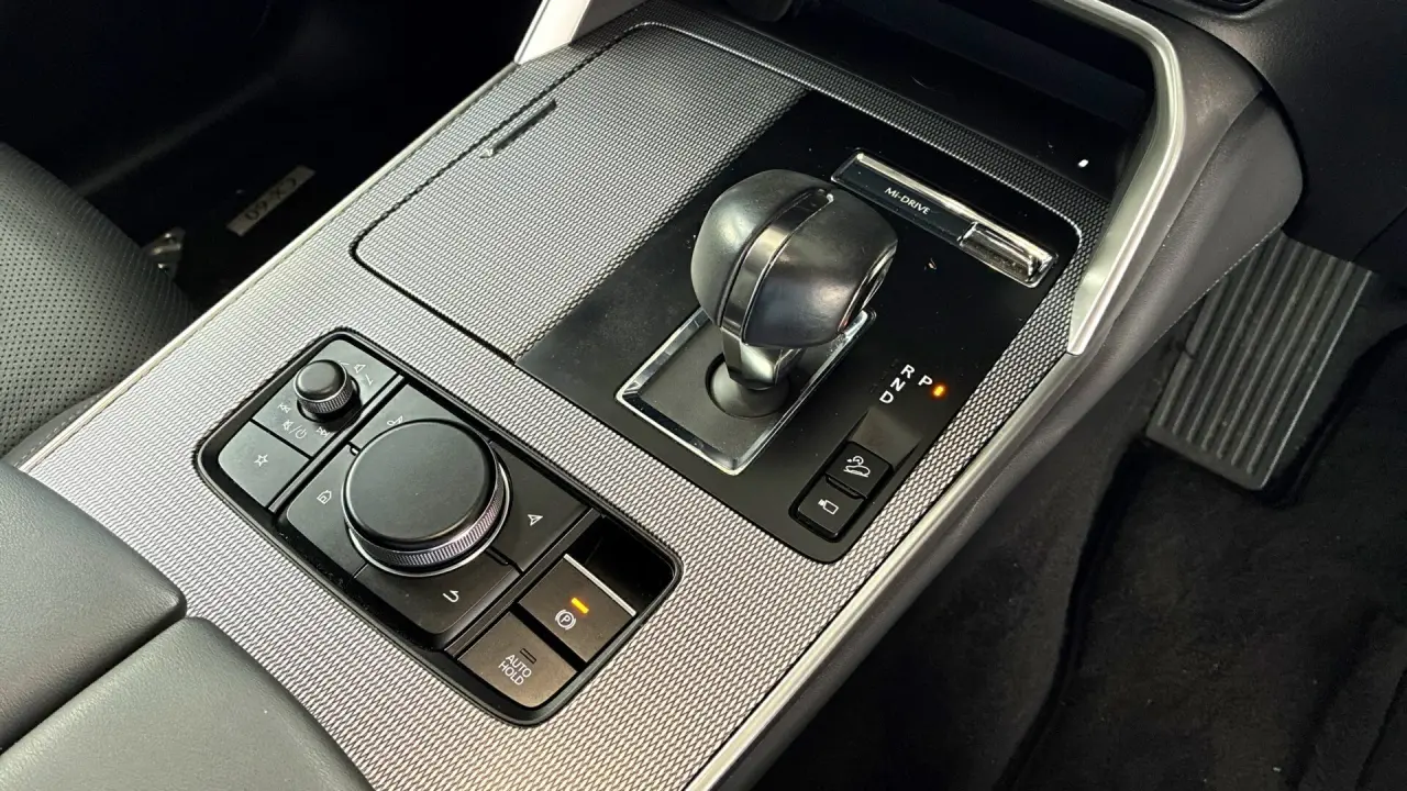 2023 MAZDA CX-60 Gallery Image 16