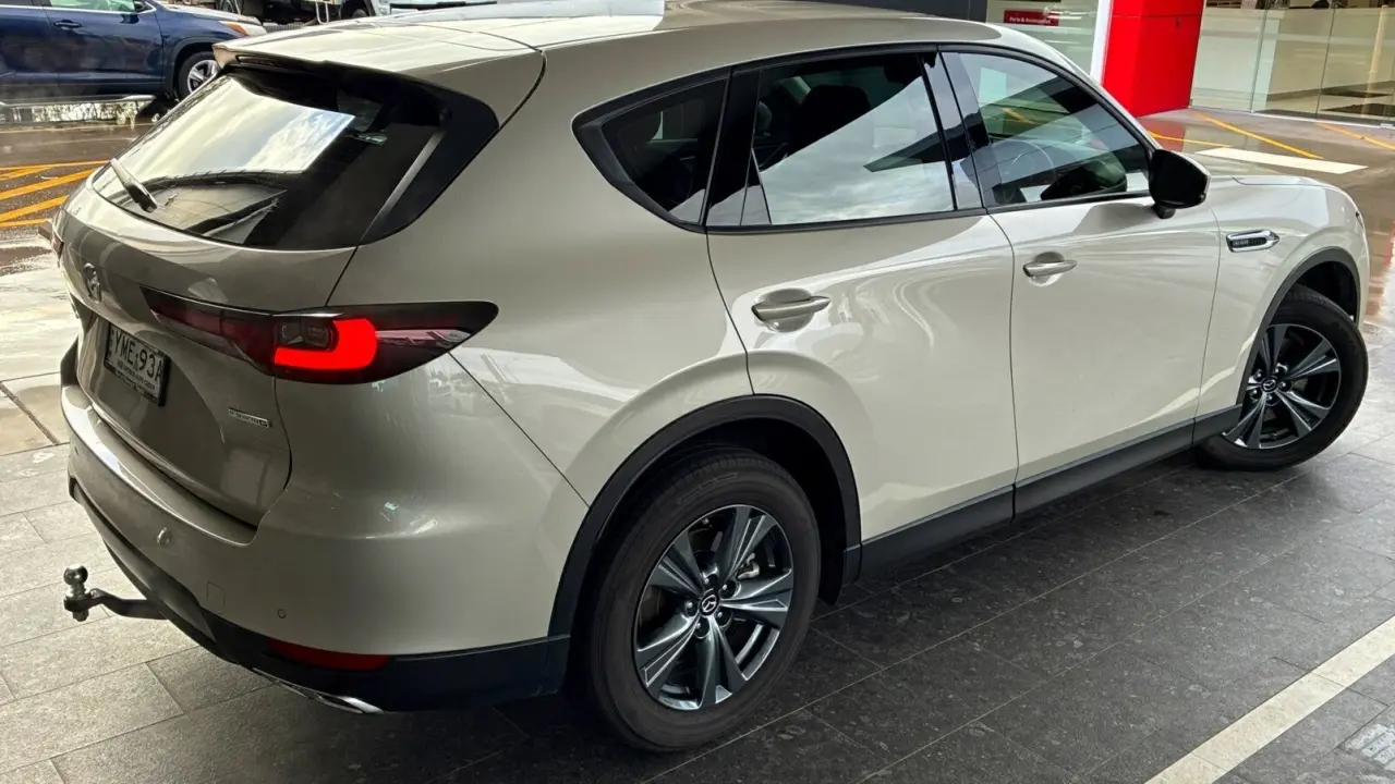 2023 MAZDA CX-60 Gallery Image 5