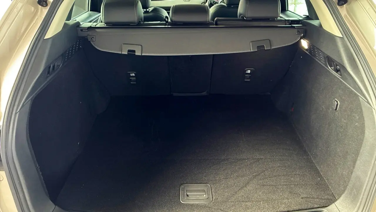 2023 MAZDA CX-60 Gallery Image 8