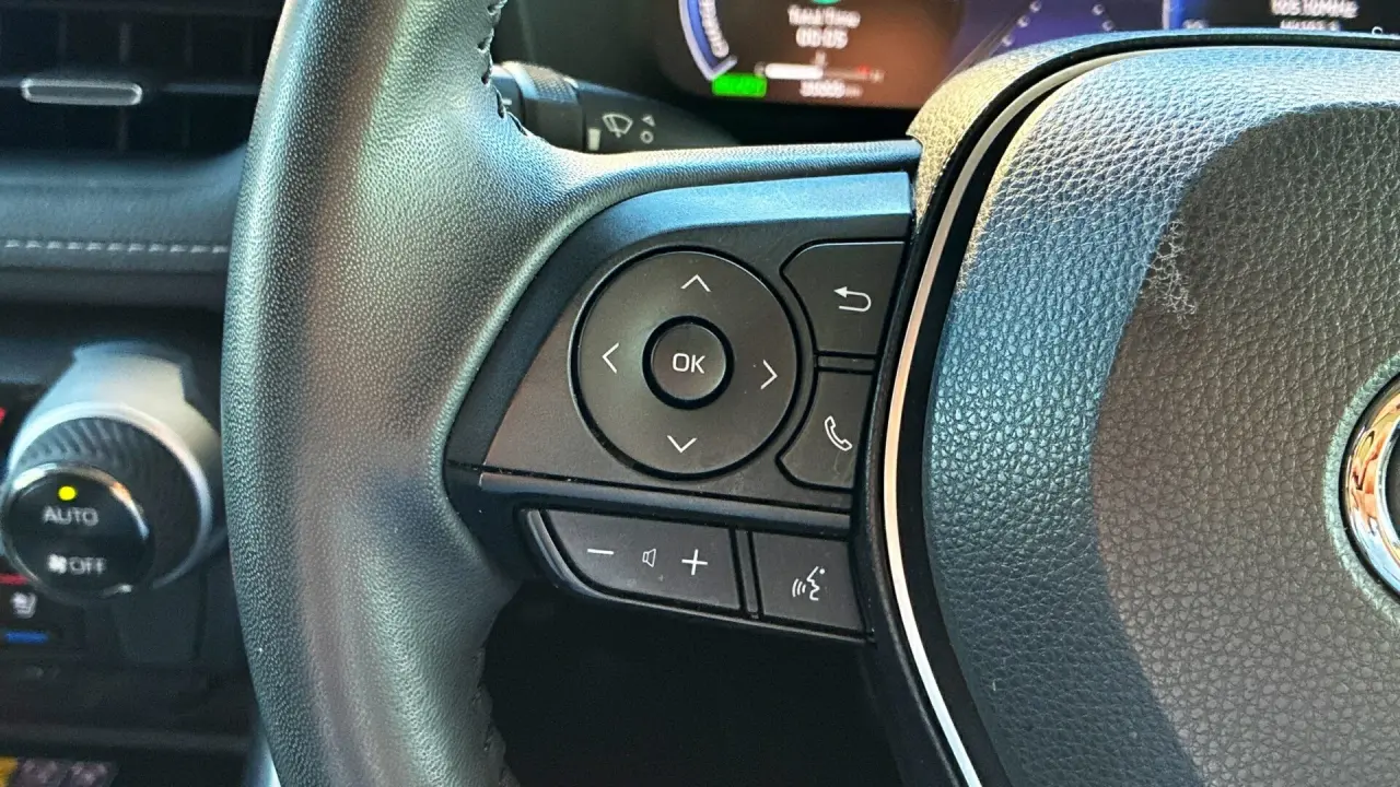 2023 Toyota Rav4 Hybrid Gallery Image 16