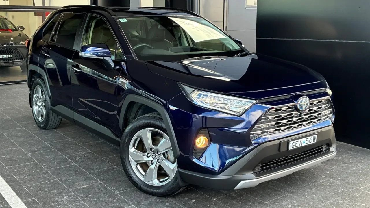 2019 Toyota Rav4 Hybrid Gallery Image 1