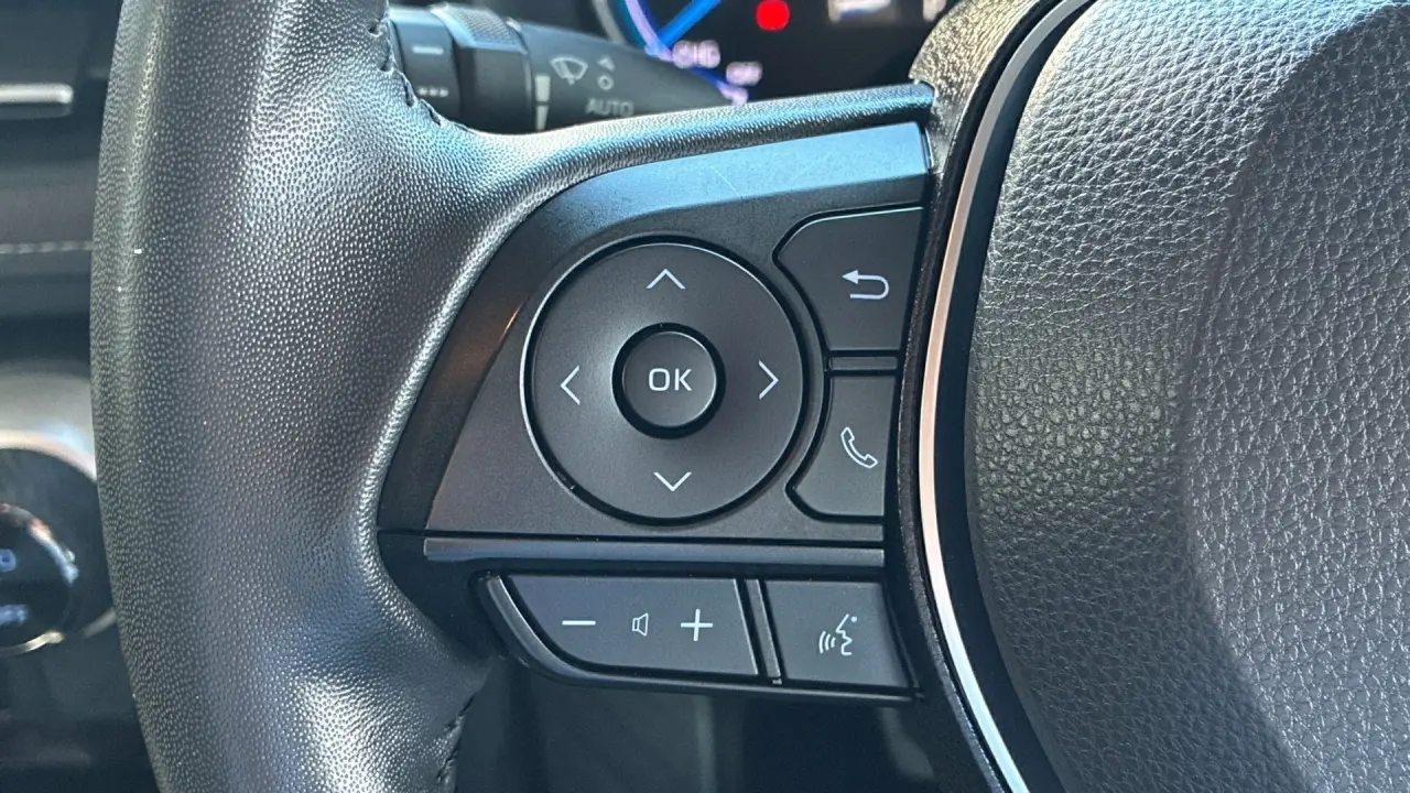 2019 Toyota Rav4 Hybrid Gallery Image 15