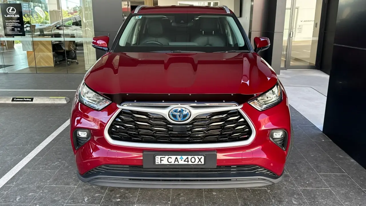 2023 Toyota Kluger Hybrid Gallery Image 2