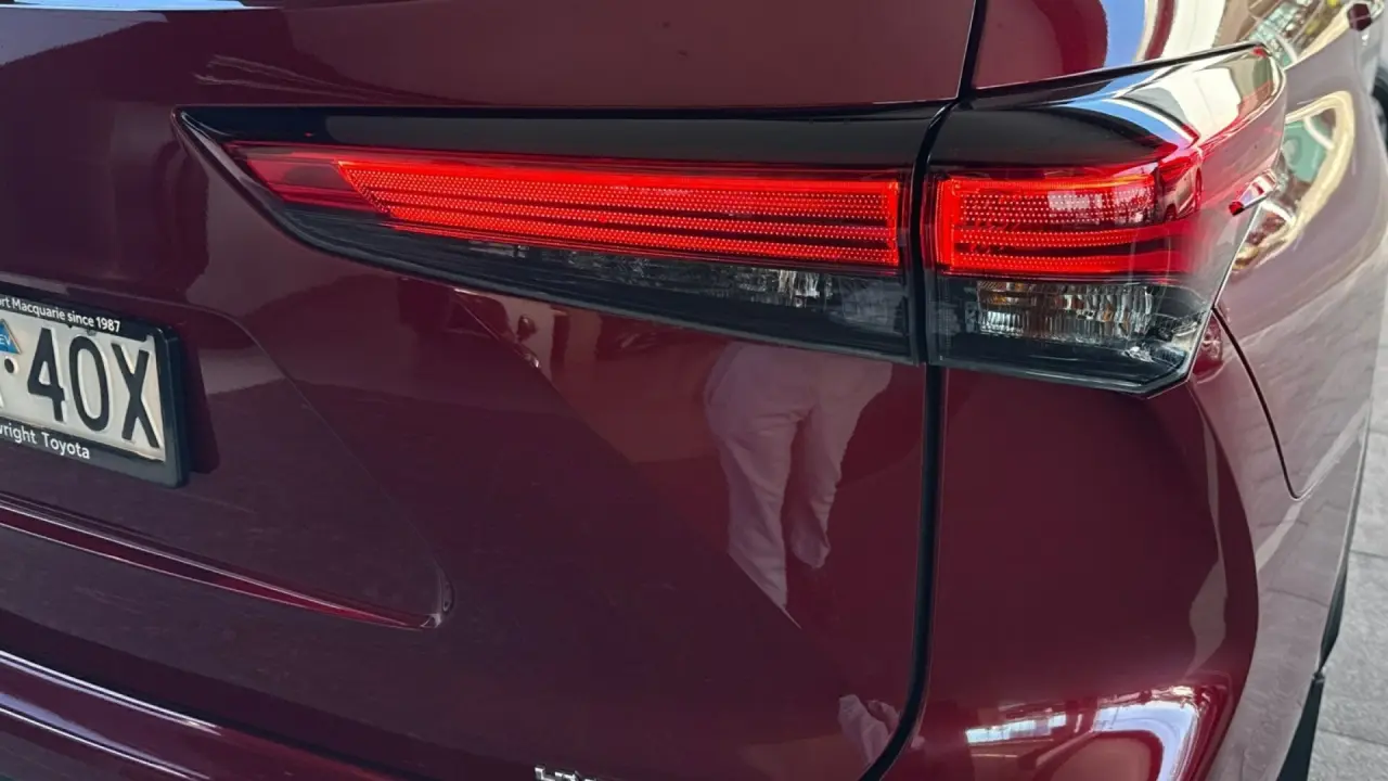 2023 Toyota Kluger Hybrid Gallery Image 7