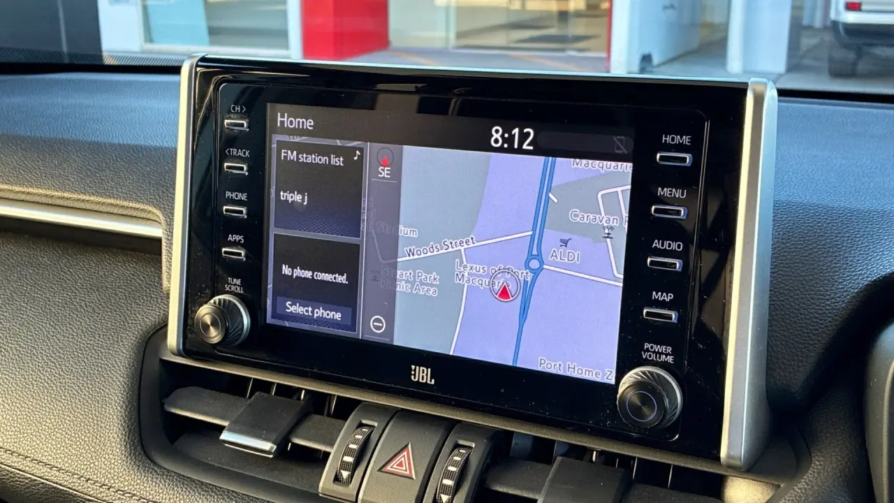 2020 Toyota Rav4 Hybrid Gallery Image 11