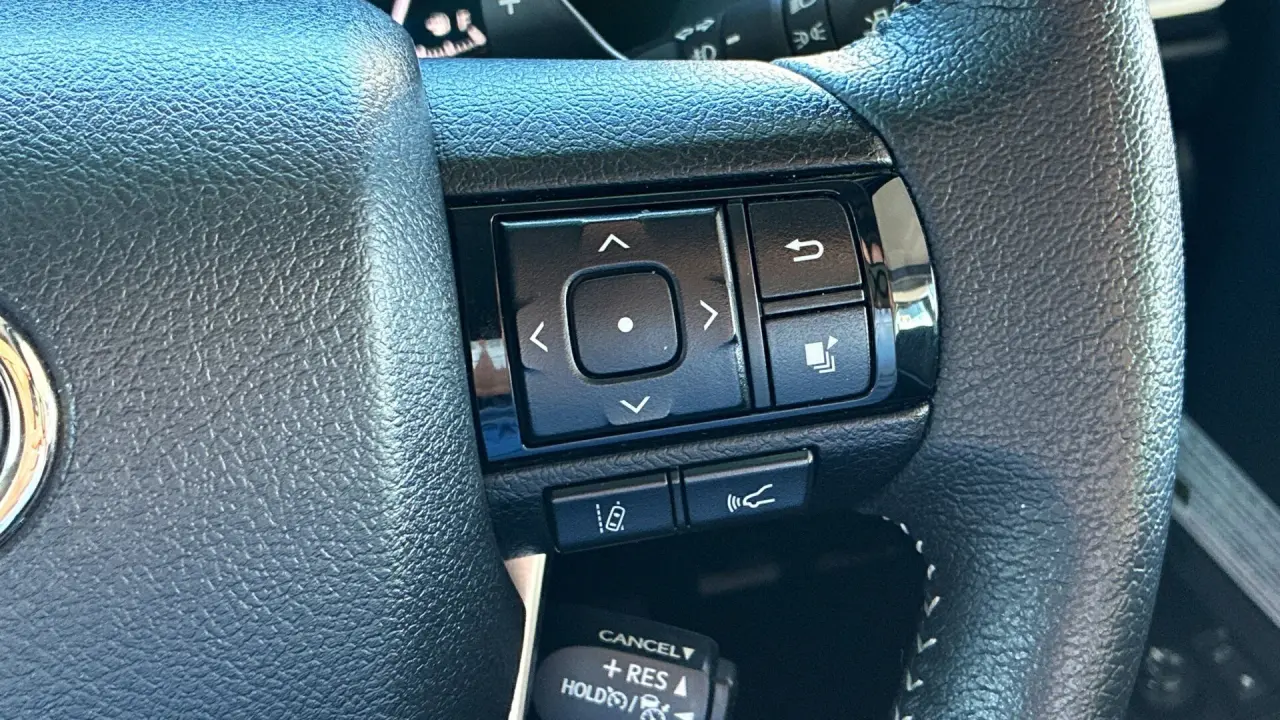2022 Toyota Fortuner Gallery Image 15