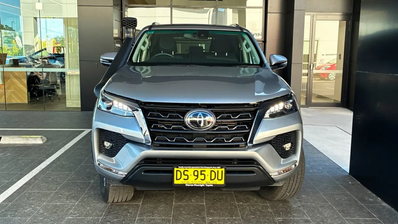 2022 Toyota Fortuner Gallery Image 2
