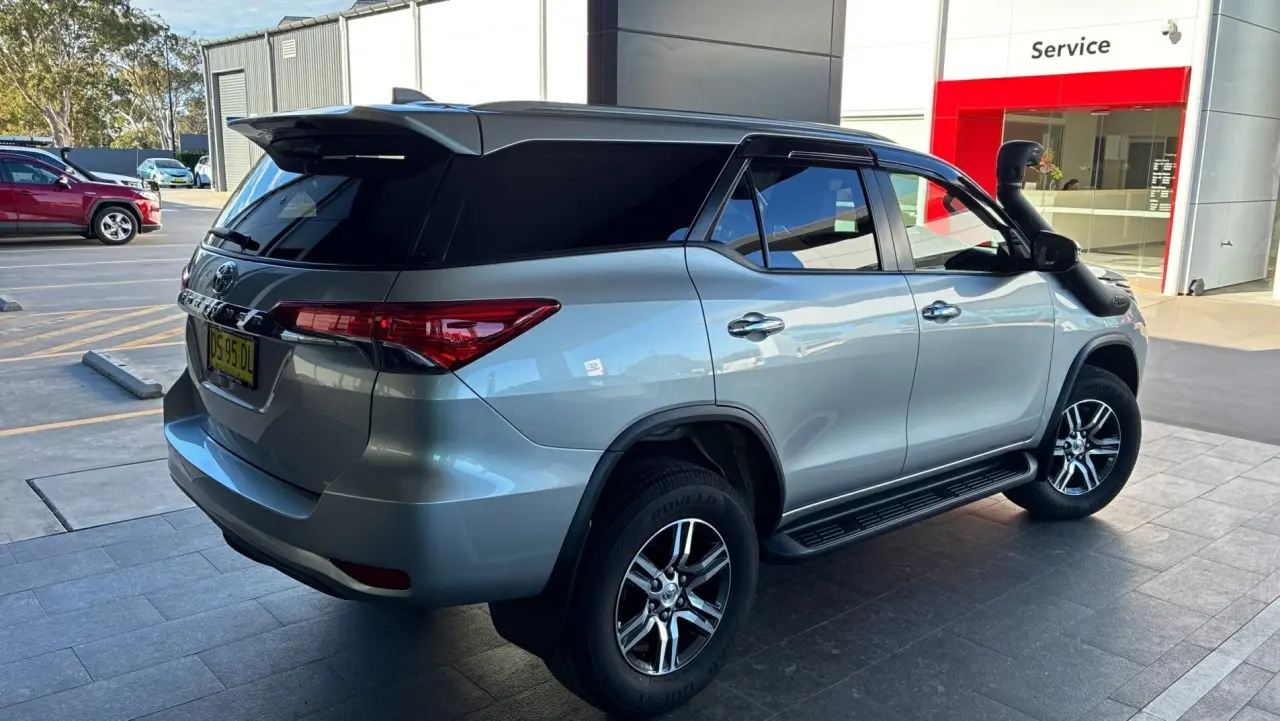 2022 Toyota Fortuner Gallery Image 4