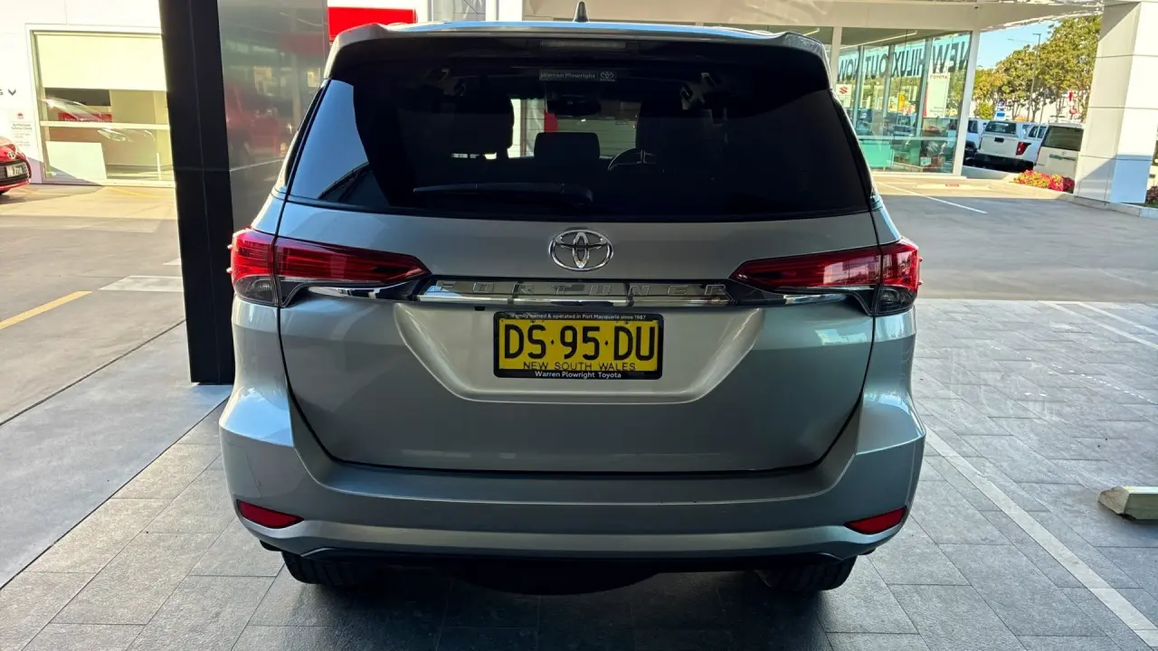 2022 Toyota Fortuner Gallery Image 5