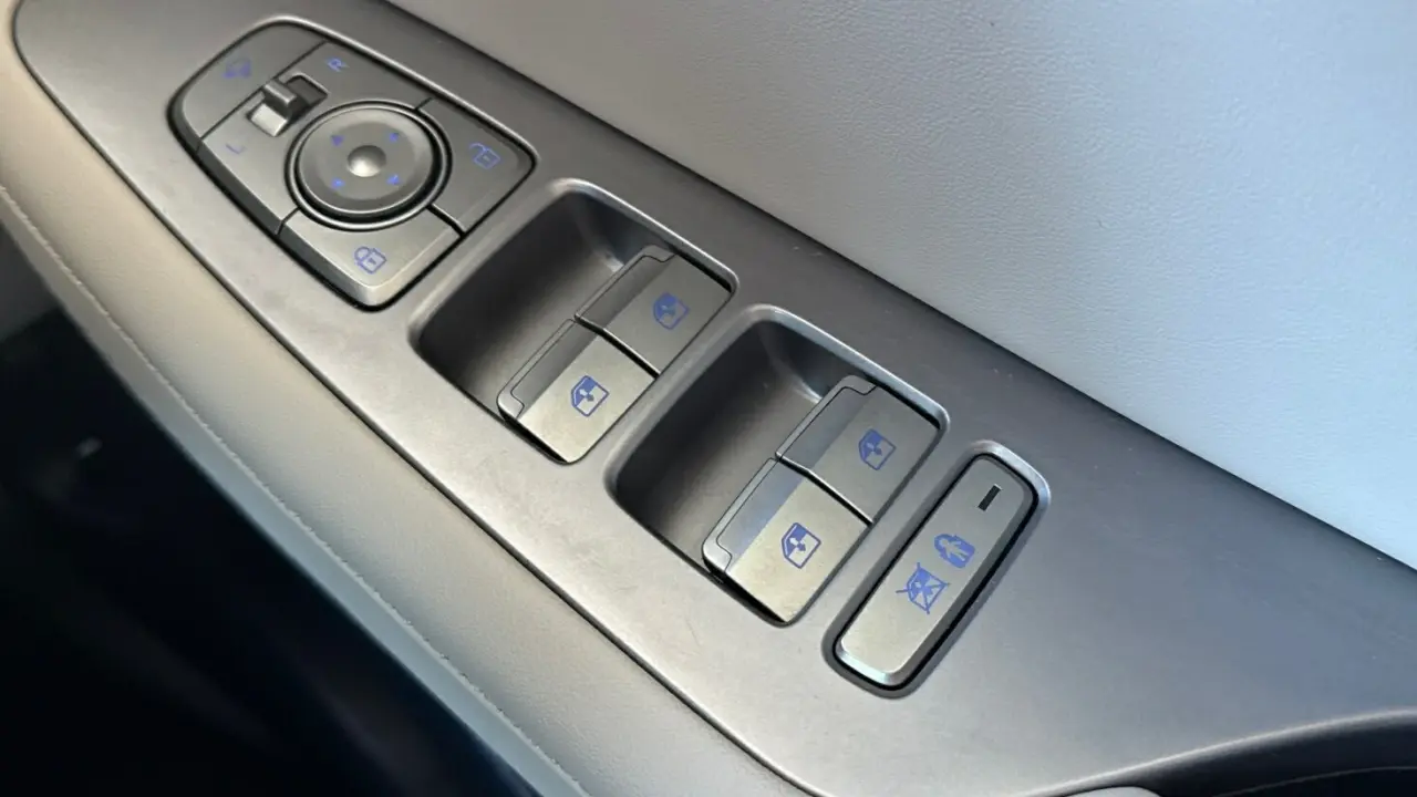 2021 HYUNDAI PALISADE Gallery Image 21