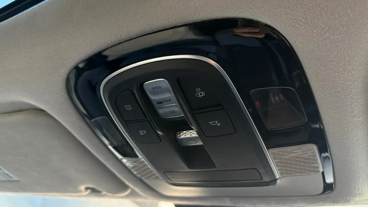 2021 HYUNDAI PALISADE Gallery Image 23