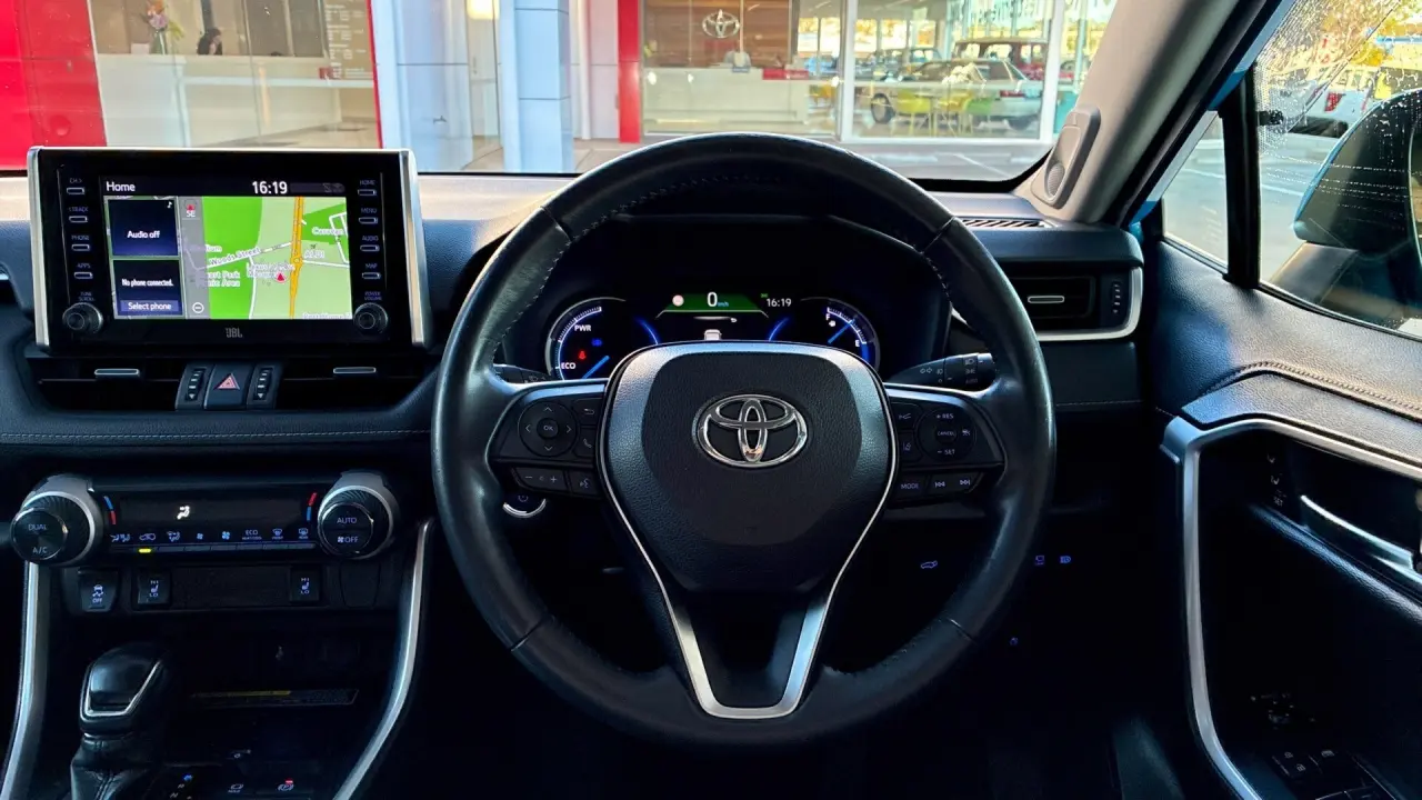 2021 Toyota Rav4 Hybrid Gallery Image 11