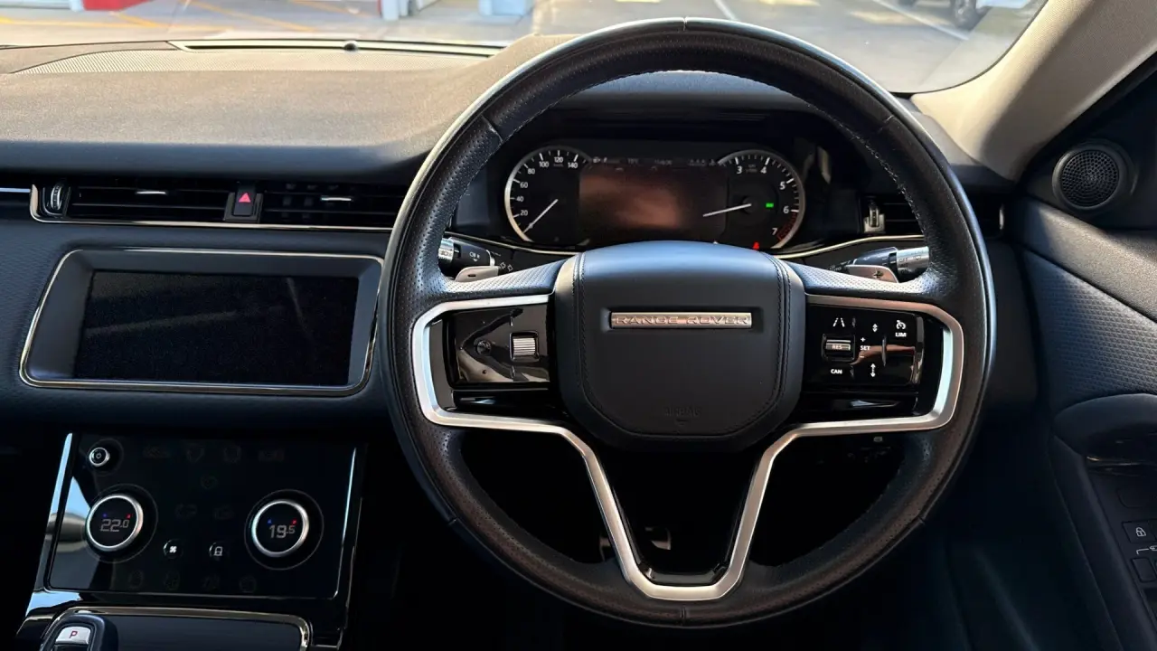 2021 LAND ROVER RANGE ROVER EVOQUE Gallery Image 14