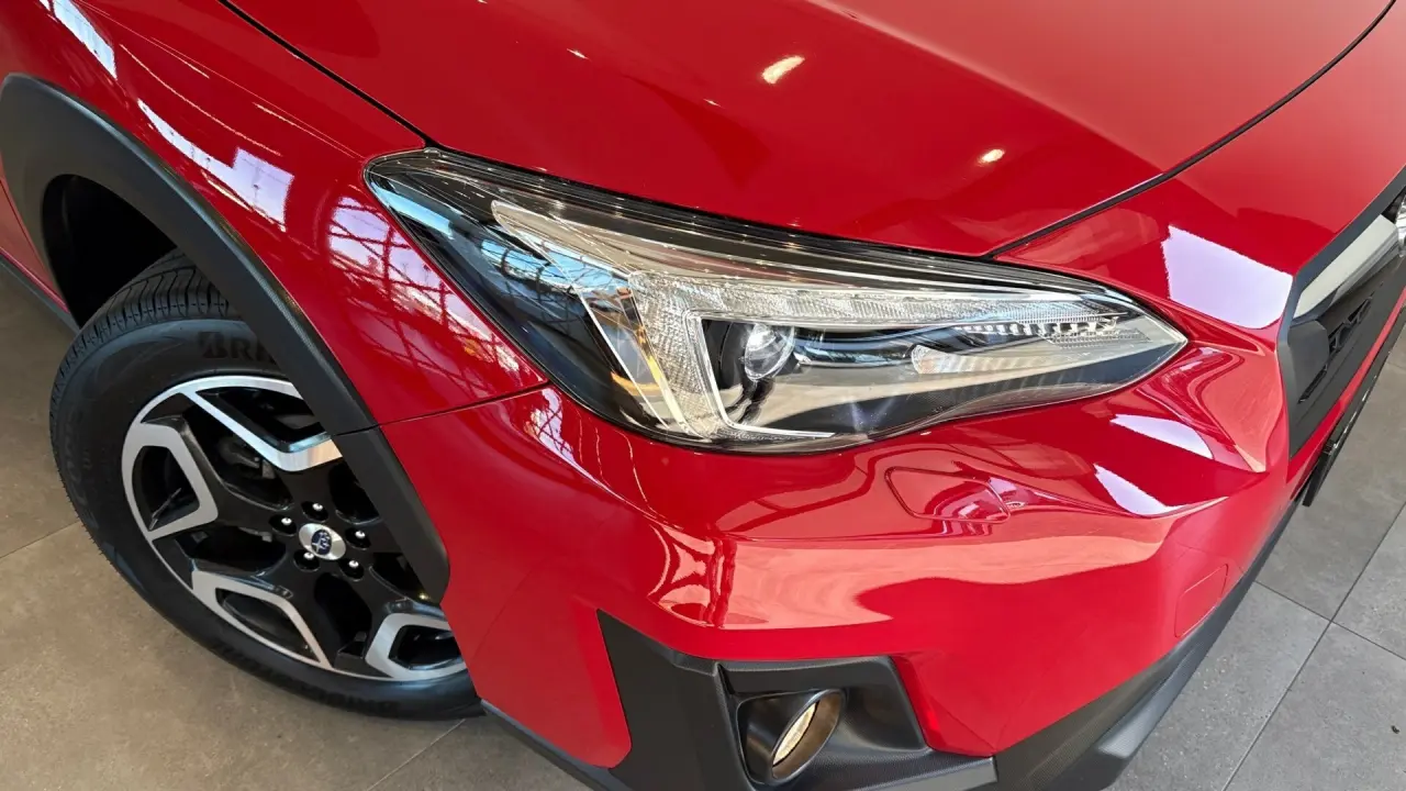 2018 SUBARU XV Gallery Image 3