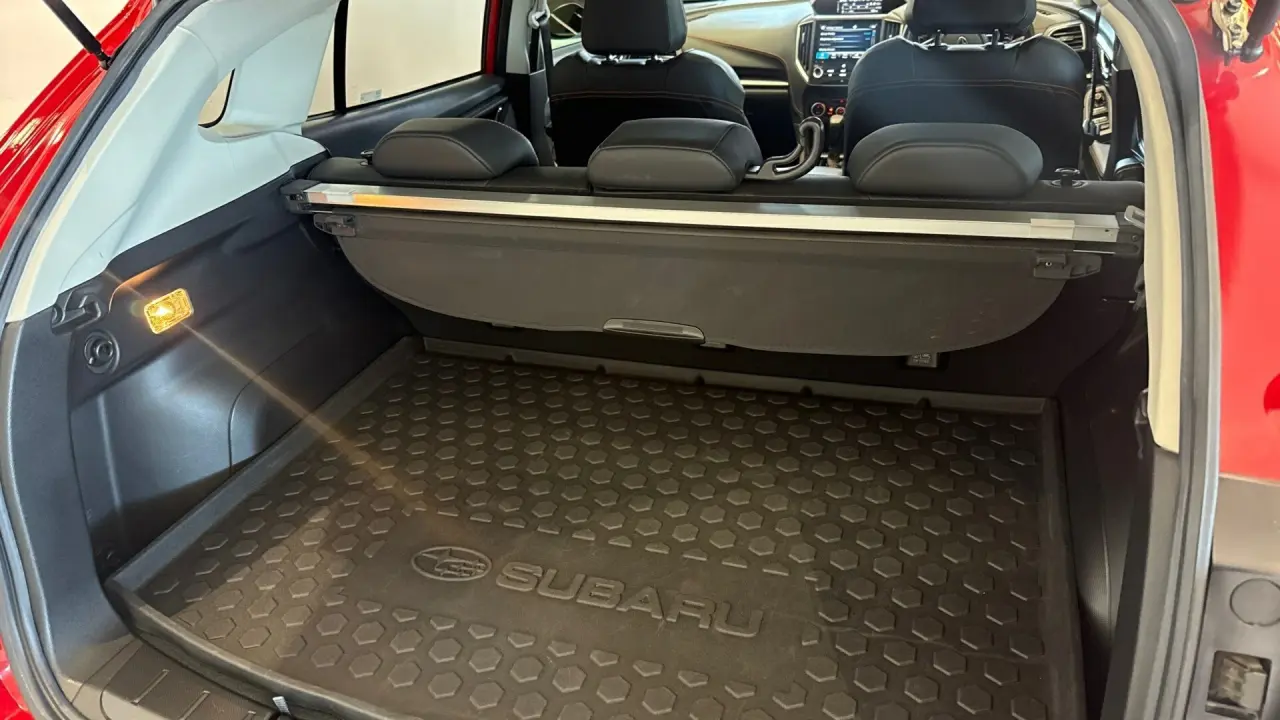 2018 SUBARU XV Gallery Image 9