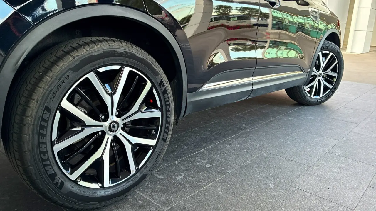 2022 RENAULT KOLEOS Gallery Image 5