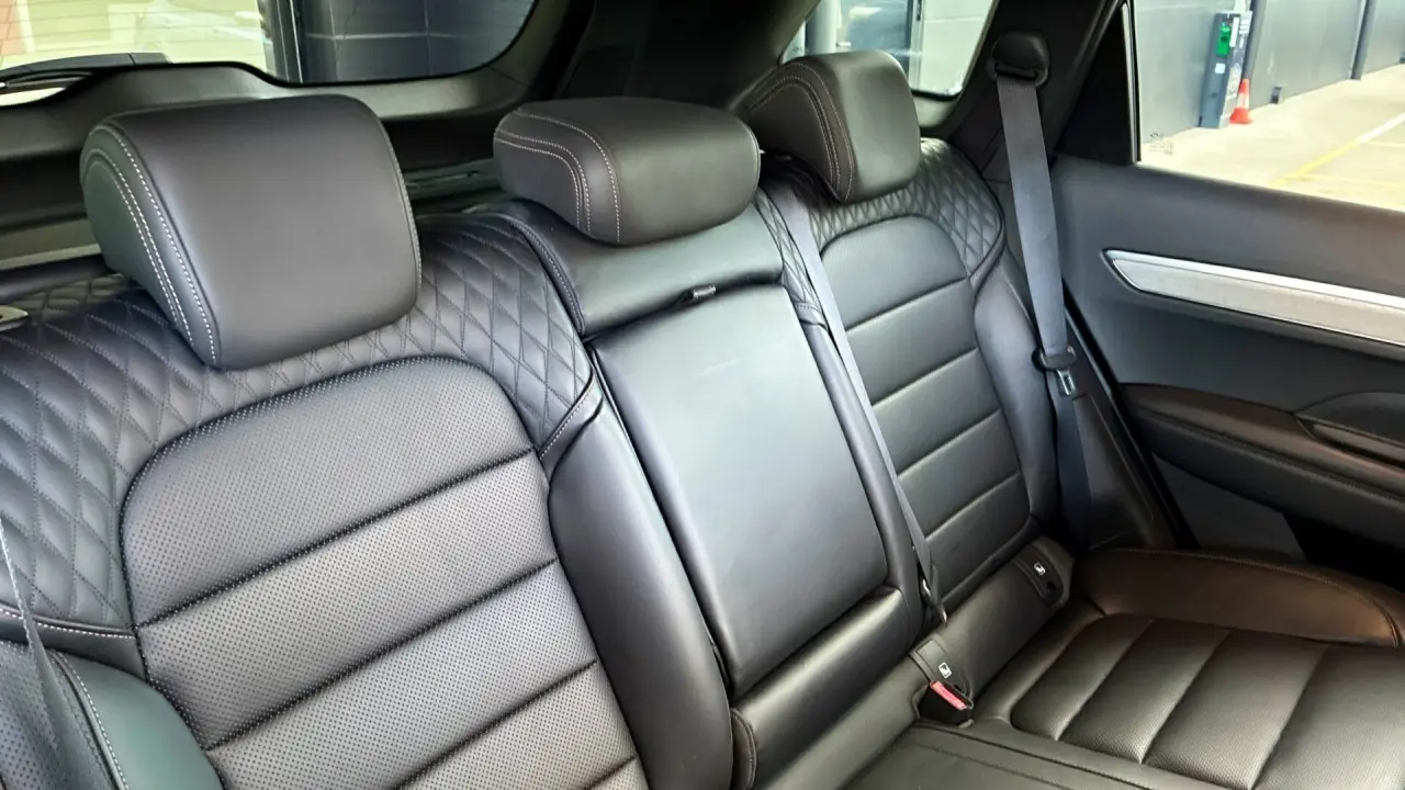 2022 RENAULT KOLEOS Gallery Image 8