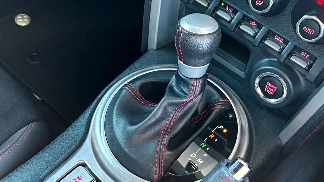 2015 Toyota 86 Gallery Image 12