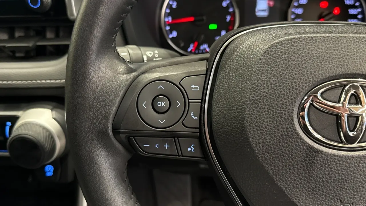 2022 Toyota RAV4 Gallery Image 12