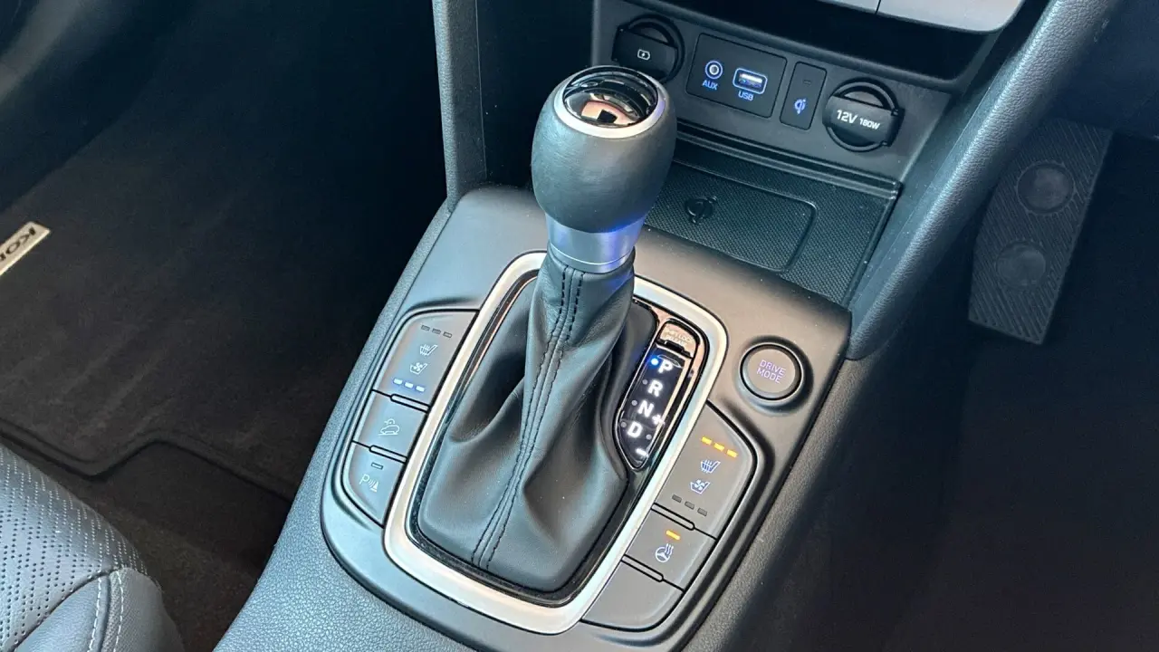 2019 HYUNDAI KONA Gallery Image 11