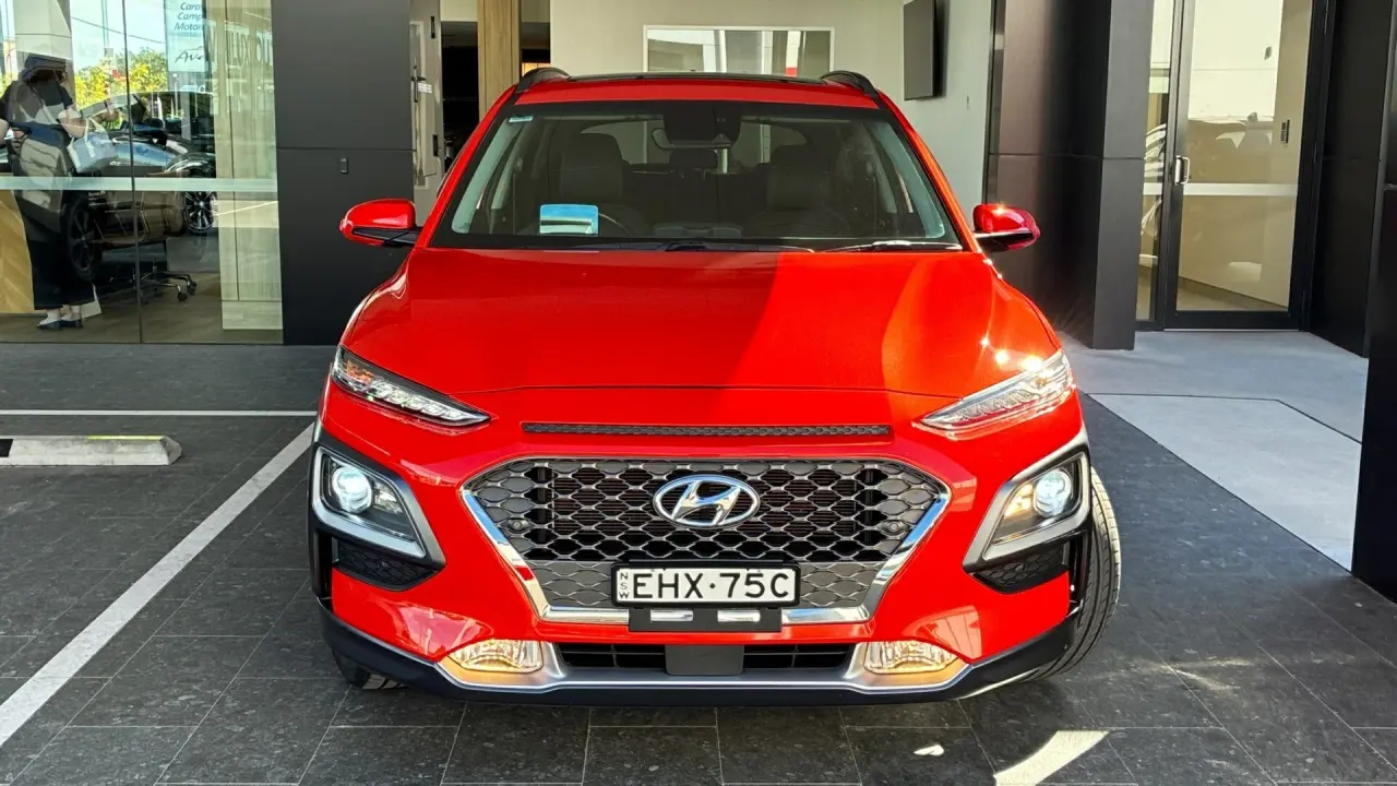 2019 HYUNDAI KONA Gallery Image 2