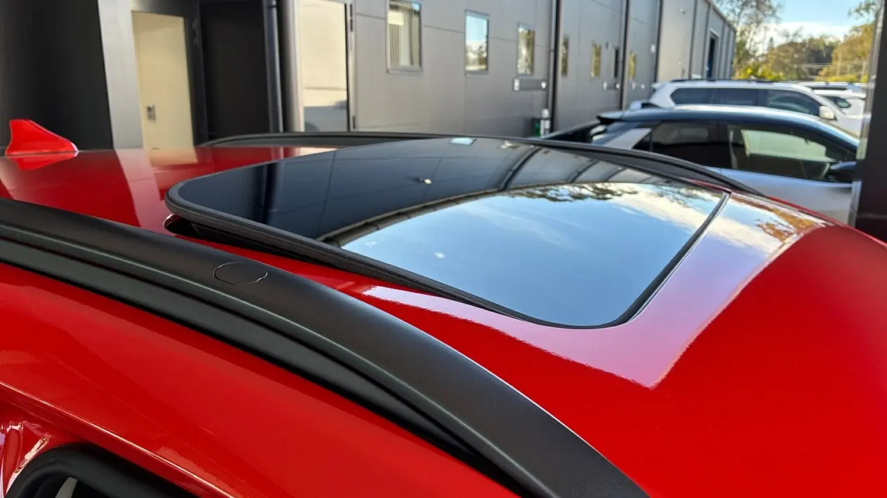 2019 HYUNDAI KONA Gallery Image 5